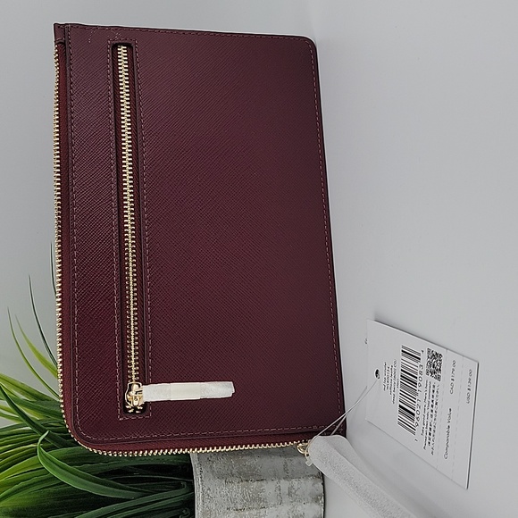 NWT Kate Spade Staci Medium Zip Wristlet Deep Berry - Picture 7 of 8